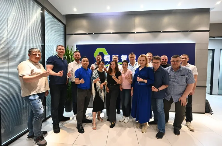 زيارة العميل