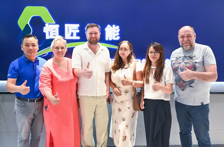 زيارة العميل